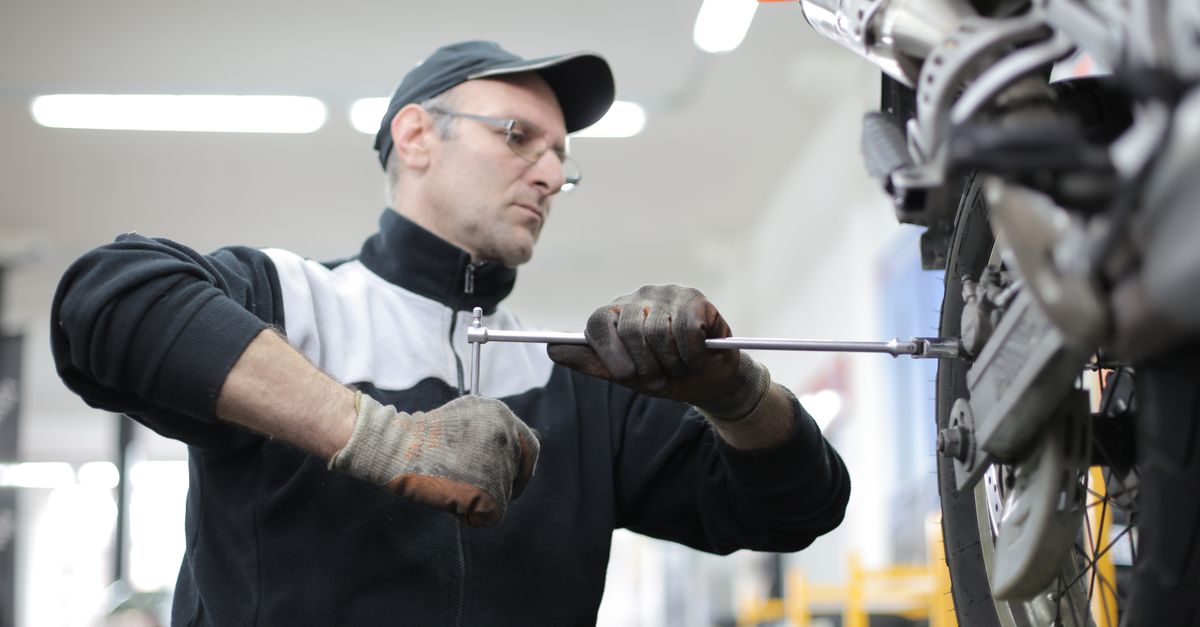 locksmith service technician — מנעולן בפתח תקווה